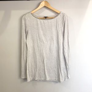 Rw&co long sleeve shirt. Size medium